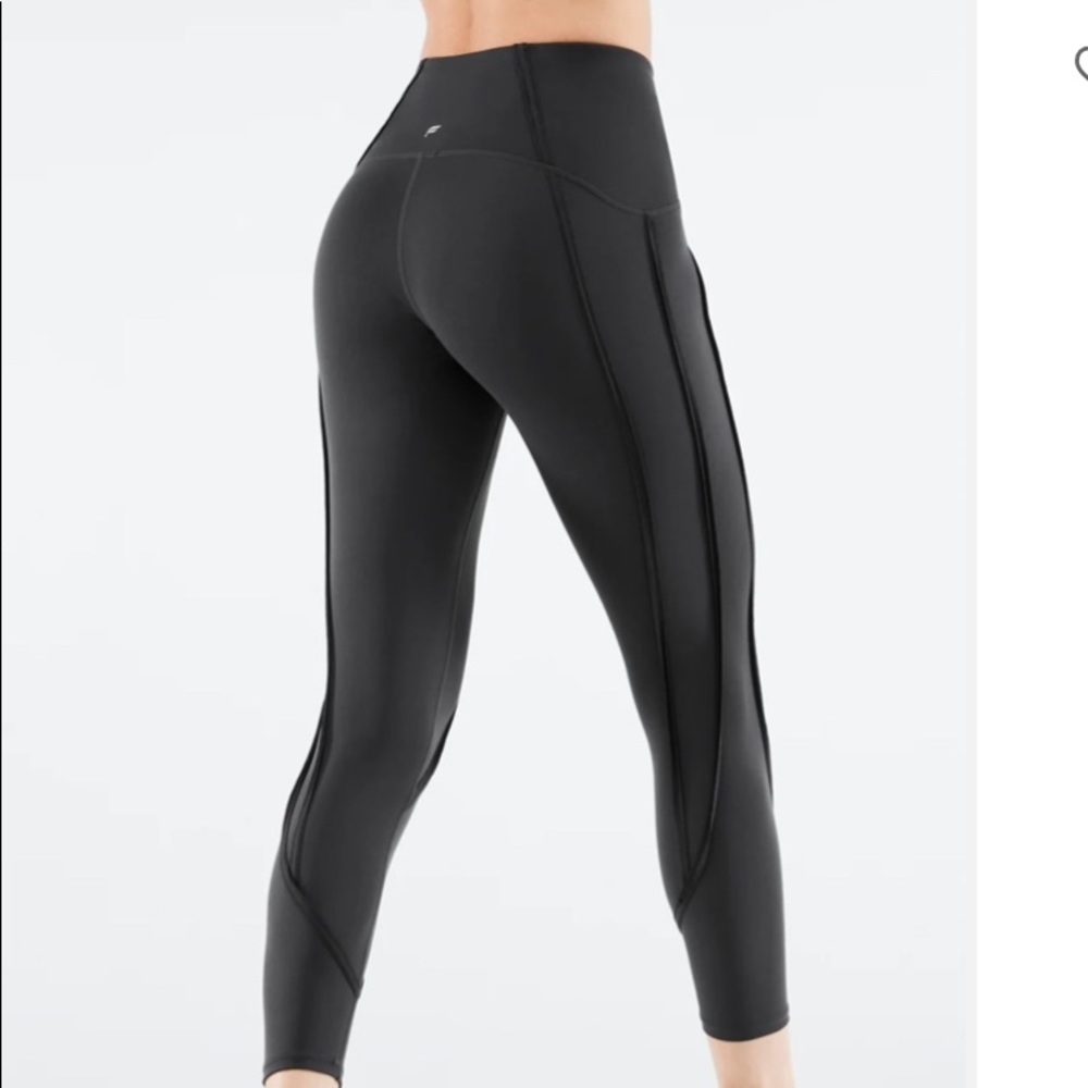 Fabletics 7/8 leggings